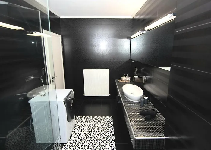 Mistral Luxury Living Néa Péramos