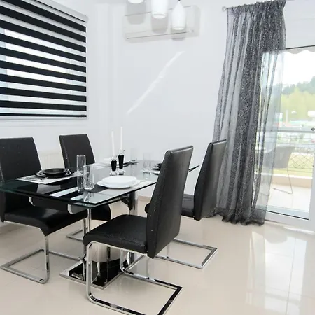 Mistral Luxury Living Nea Peramos (Macedonia)
